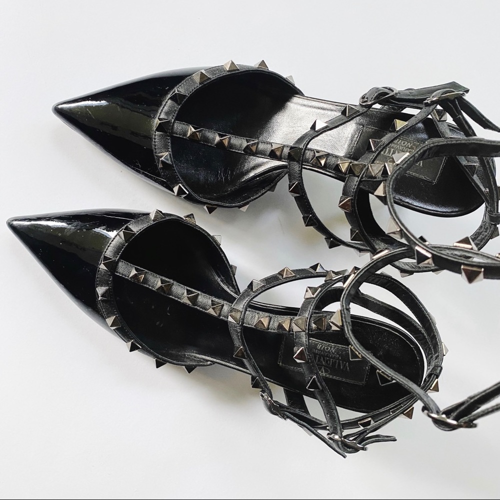 Valentino Noir Rockstud Kitten Heel